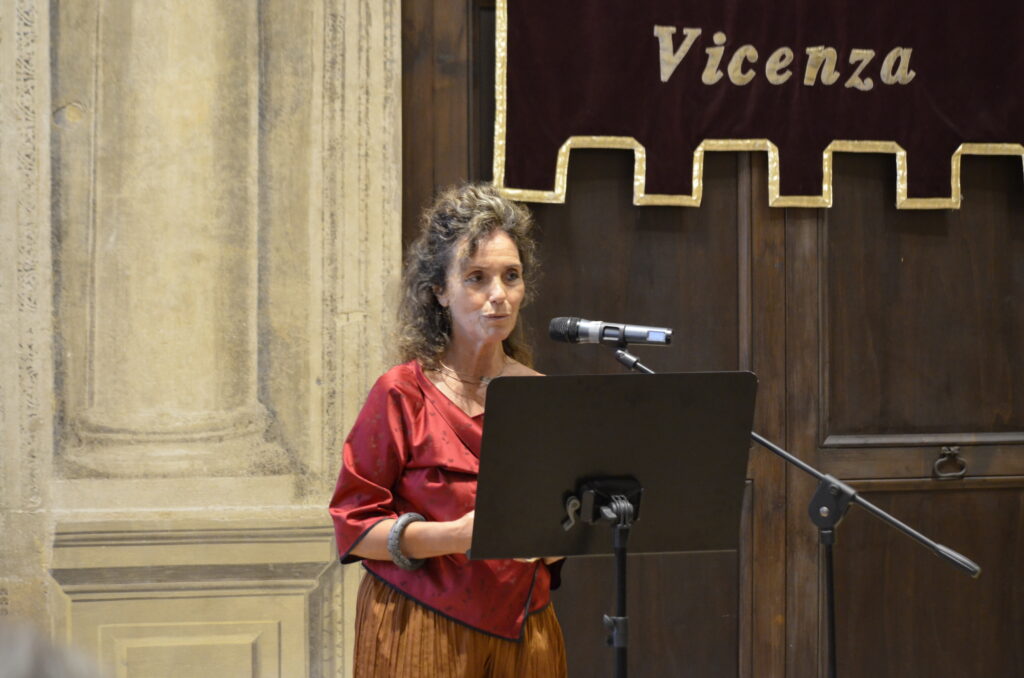 Centanni Monica 2025 2
